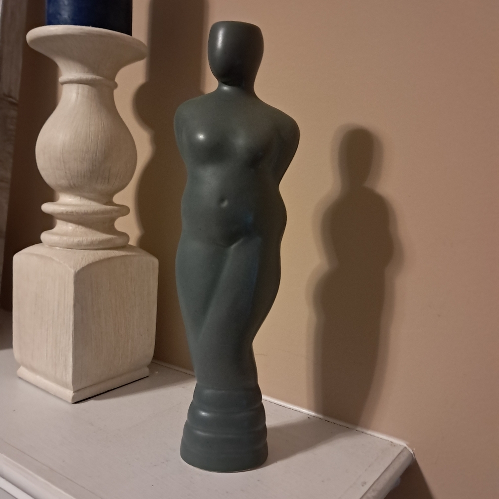 Donna Polseno Artist signed Verdigris Feminine Figurine, Bud Vase Circa 1990